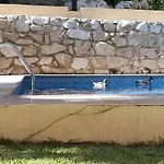 Stunning Attached House With Shared Pool, 3' To The Дом отдыха Бенальмадена